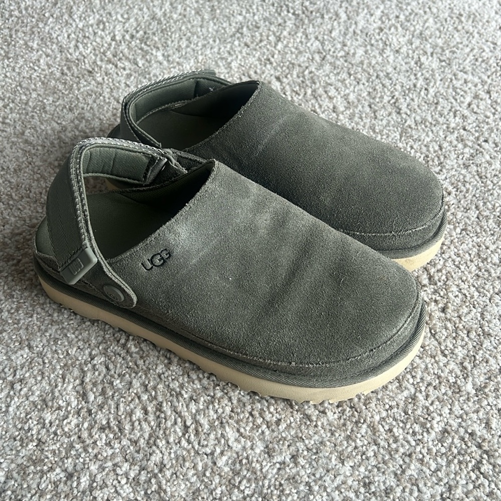 Ugg golden star clog